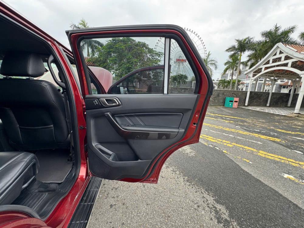 CHỈ 820TR SỞ HỮU NGAY XE FORD EVEREST TITANIUM 2019 – 1 CHỦ, CHẠY 69.000KM2406127