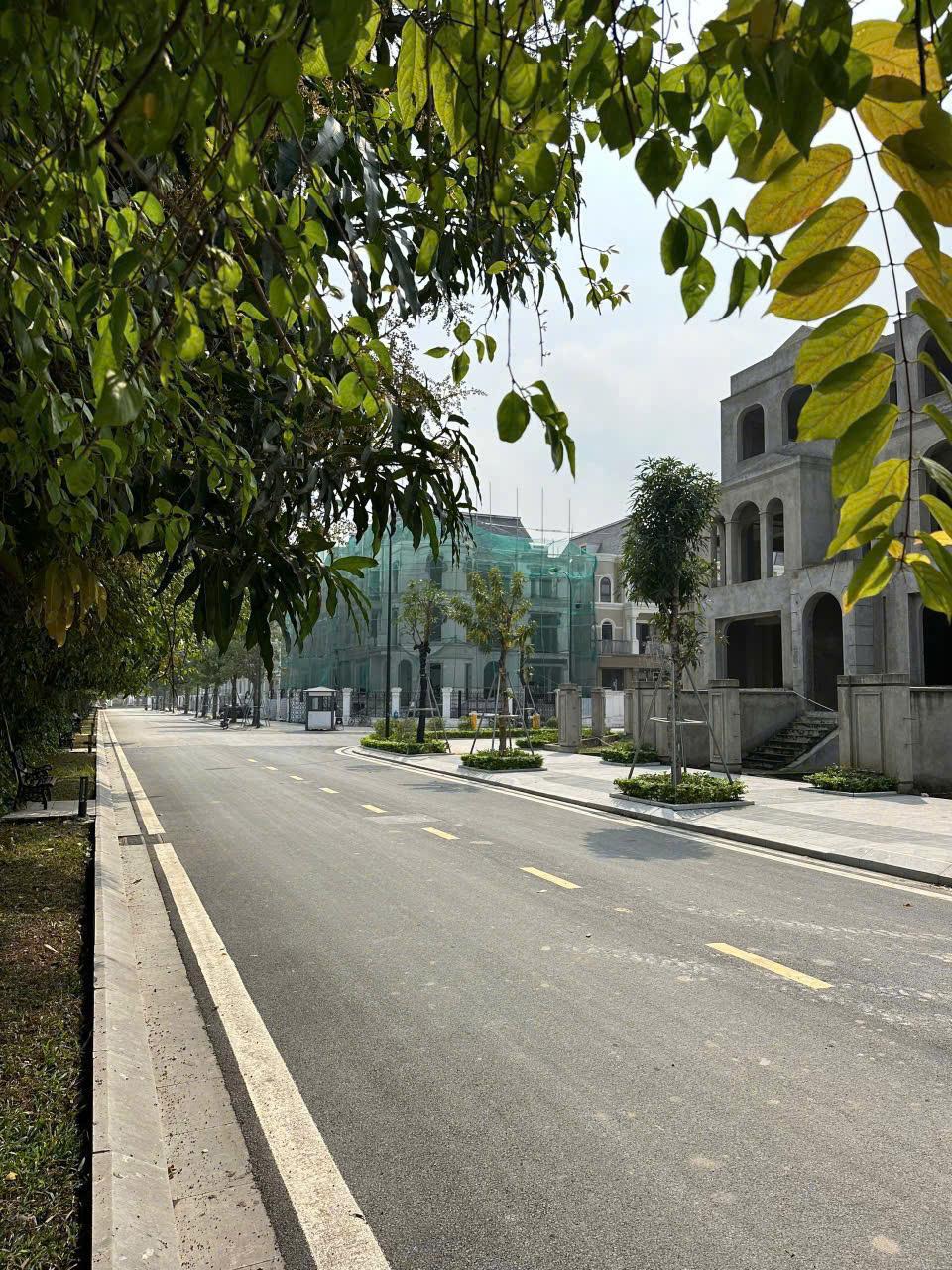 Bán biệt thự liền kề khu đô thị Kita Ciputra. Nơi thăng hoa cuộc sống - Khu đô thị Ciputra, Tây Hồ, Hà Nội.2498444