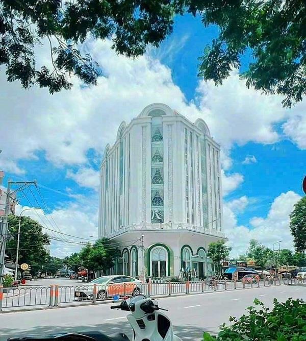QUÁ HIẾM Mặt phố Nguyễn Văn Huyên, DT 400m2, mặt tiền 8-15m, GIÁ CHƯA ĐẾN 200 cây vàng 99992641963