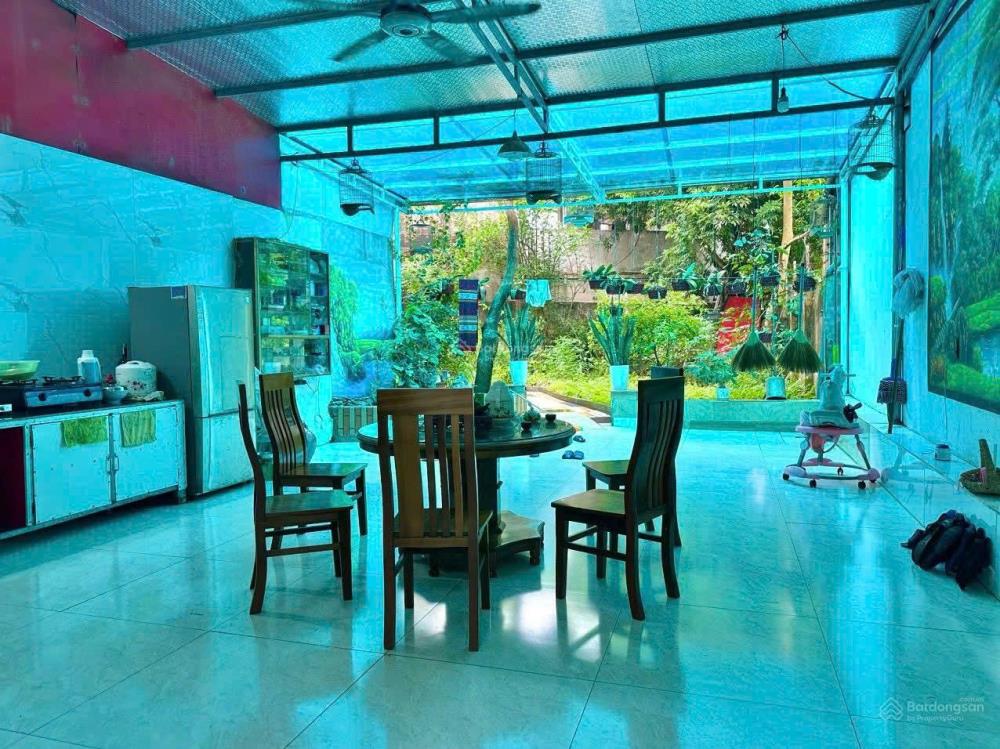 Chính chủ bán nhà 3 tầng đường Cách Mạng Tháng 8 - vị trí đắc địa, thuận lợi kinh doanh2549808