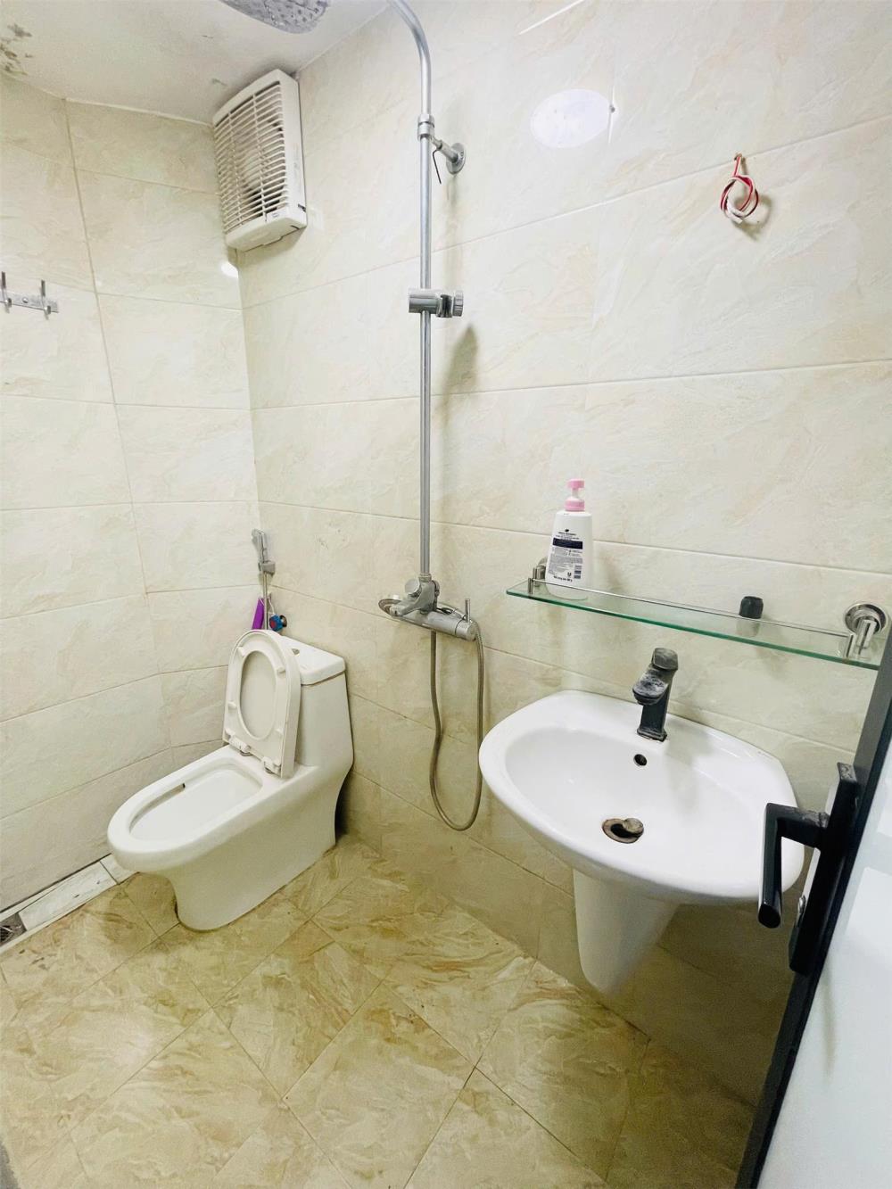 PHÒNG ĐẸP - GIÁ TỐT- Cho Thuê  Phòng Vị Trí Đẹp Tại Trần Khát Trân, Hai Bà Trưng, Hà Nội2609901