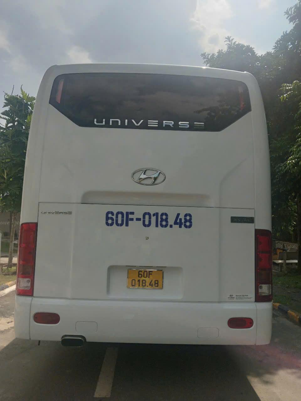 Xe Hyundai Universe Modern S 47 chỗ, sản xuất năm 2021.2465735