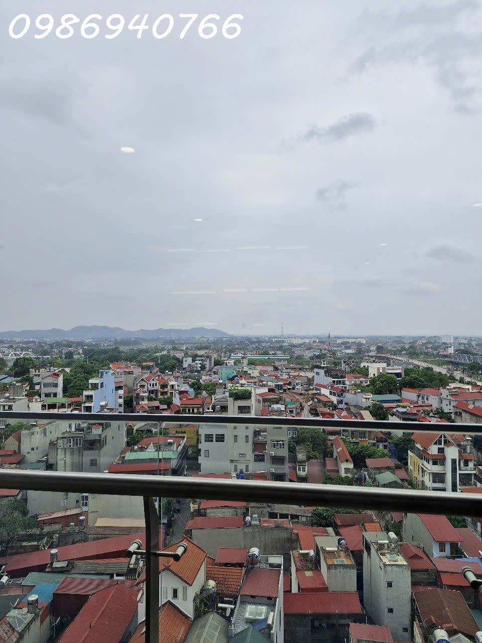 Chính chủ bán căn hộ studio tầng 10 Vinhomes Bắc Giang, nội thất cao cấp, giá 1.6x2359716