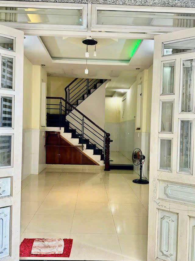 Giá mềm nhất quận Gò vấp: 3.8 tỷ - Phan Huy Ích -Diện tích 3,5 x10- trệt + lầu , 2 pn, 2 tolet2633728