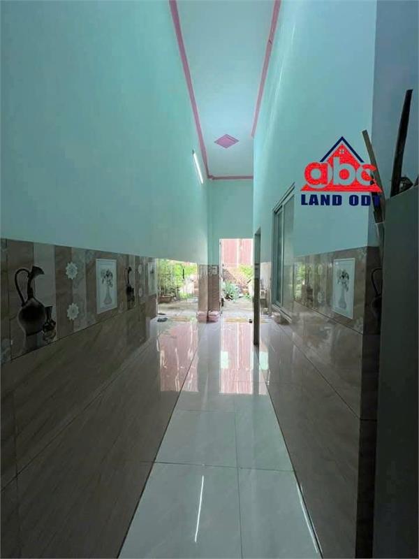 NP1091 hạ giá bán nhà 1 trệt 1 lầu, thiết kế hiện đại gồm 4phòng ngủ. xóm đạo an ninh2315348