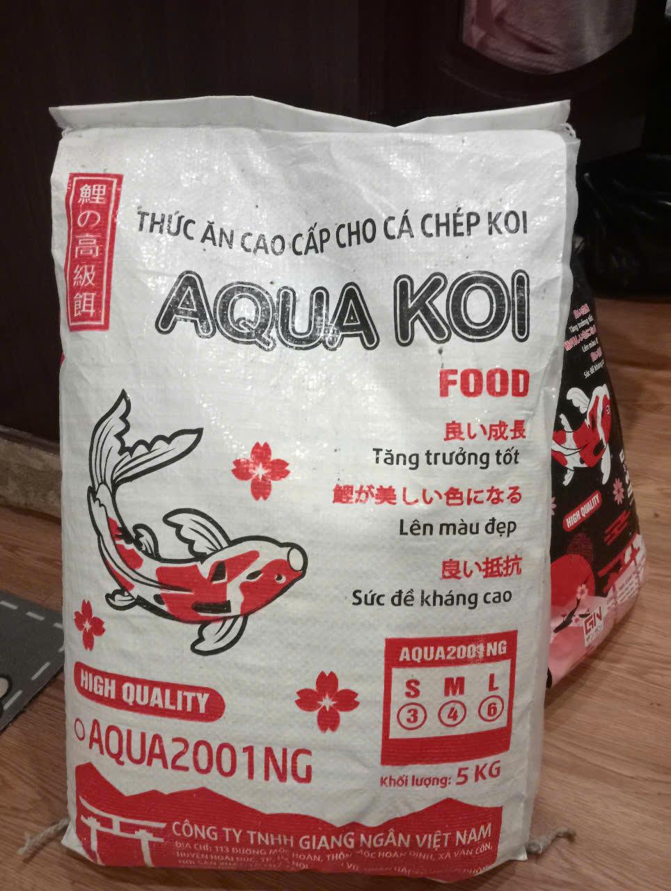 AQUA KOI – Dinh dưỡng đột phá giúp cá phát triển toàn diện, lên màu chuẩn thi đấu, tăng cường sức đề kháng và duy trì môi trường nước trong vắt như pha lê.2570508