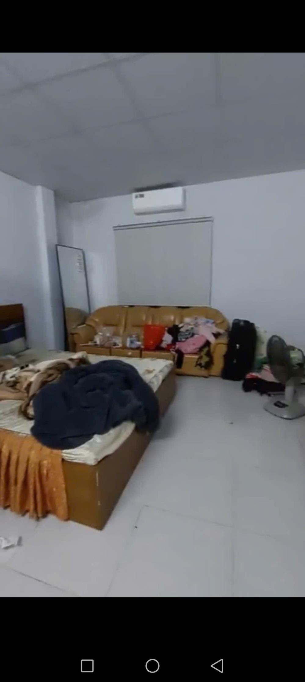 Cho thuê nhà nguyên căn ngõ 16 Định Công Hạ 2 tầng, 60m2, 3 ngủ 12 Triệu2468364
