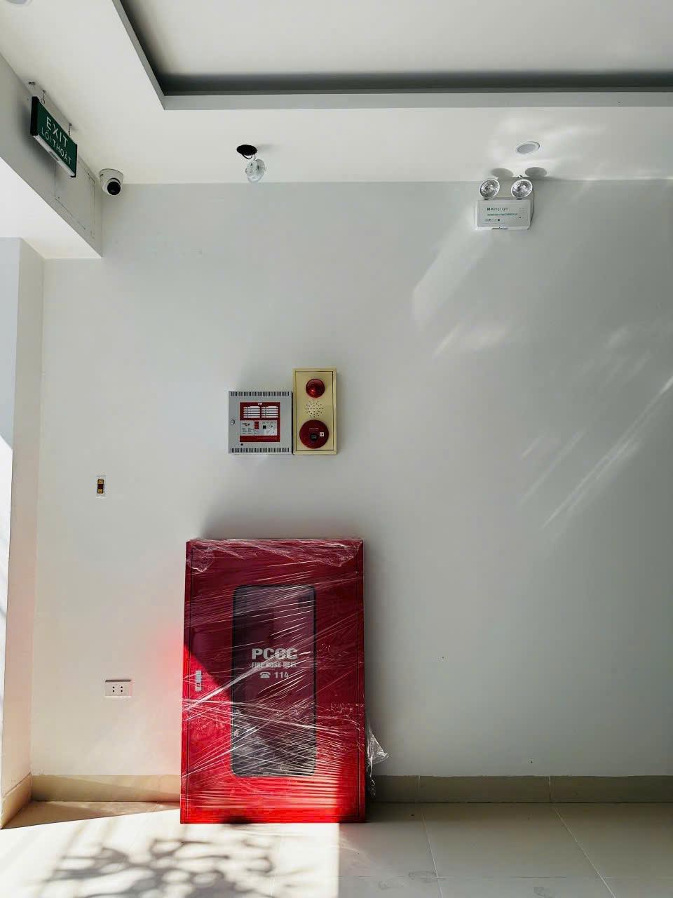 Cho thuê MBKD làm VP, Showroom, Trung tâm ngõ 155 Định Công 6 tầng x 75m2 thông sàn.2600448