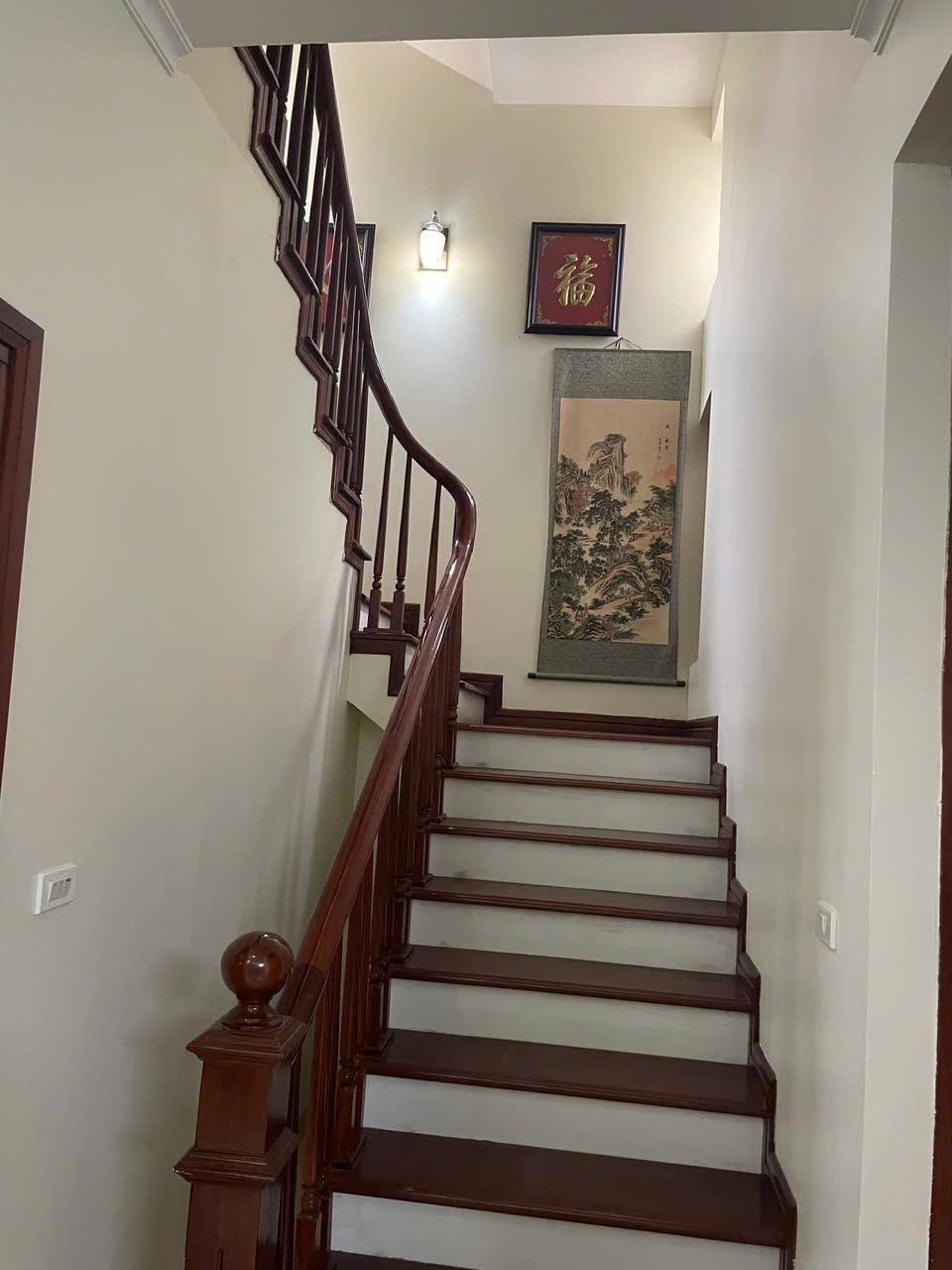 Cho thuê biệt thự Pháp Vân, Hoàng Mai 299 3.5 15 80 triệu/tháng2507542