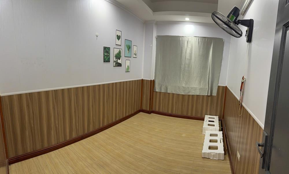 Cần cho thuê căn hộ CCMN tầng 1 Giải Phóng, 6.5 triệu, 65m2, 2 ngủ, vào ngay2348770