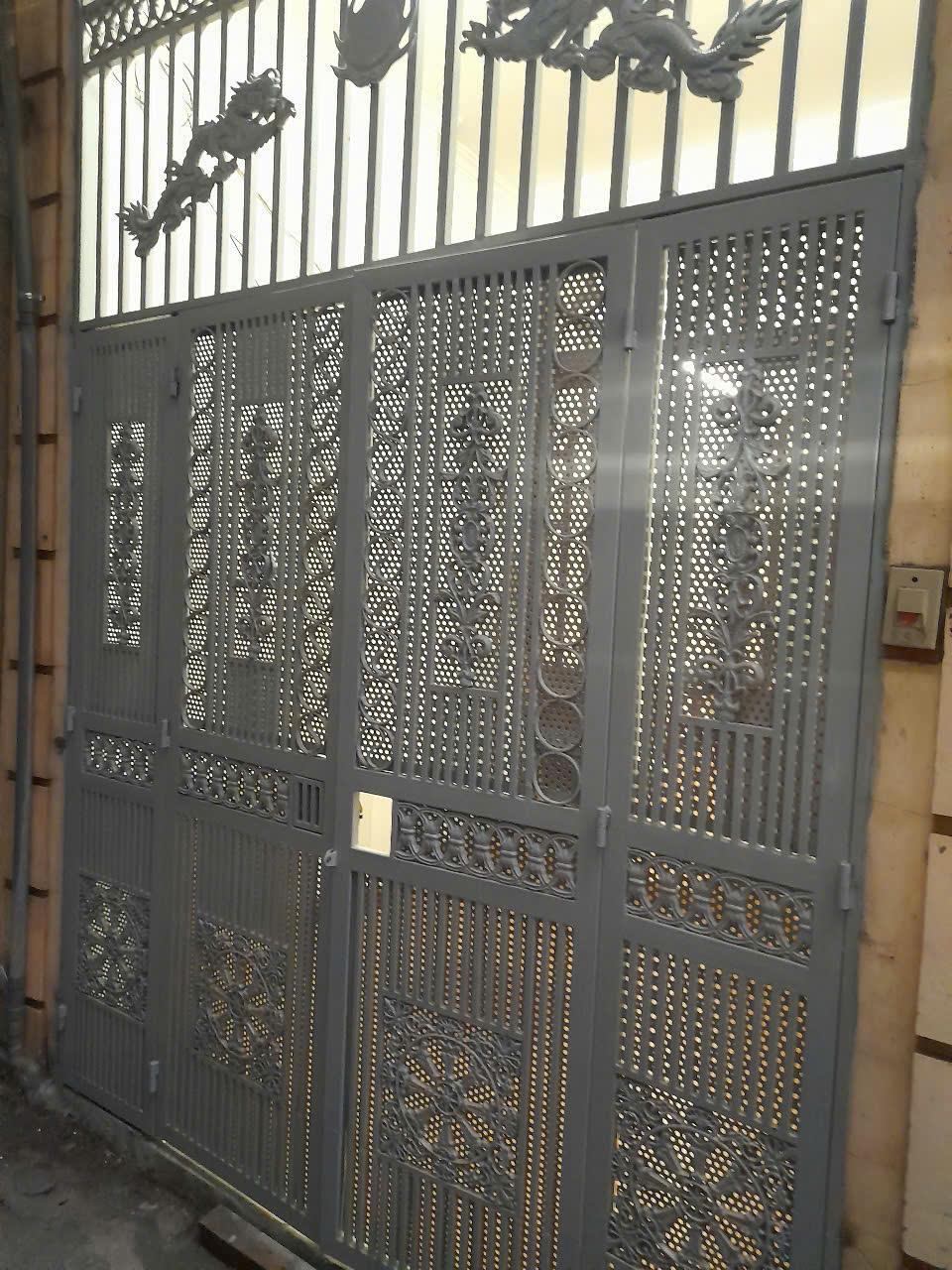 Cho thuê nhà nguyên căn ngõ 418 Đê La Thành, 3 tầng, 50m2, 3 ngủ, 10 triệu2464612