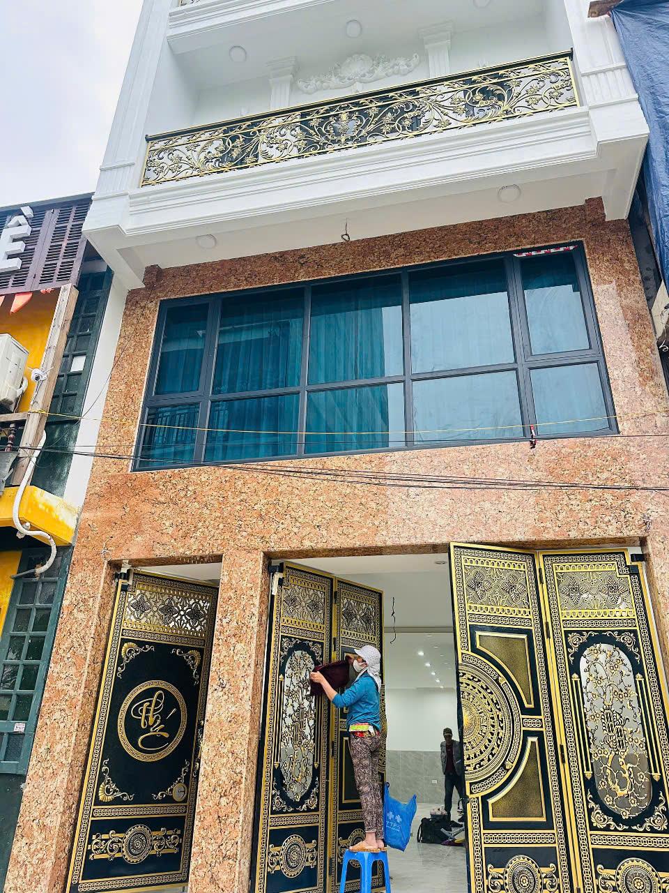 Bán nhà phân lô Lai Xá cạnh Đại học Thành Đô 75m2 7 tầng Thang Máy2587866