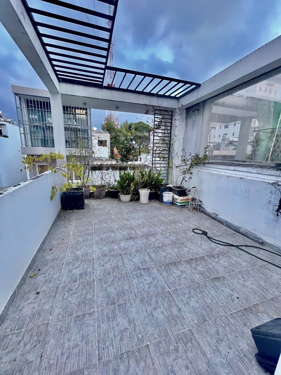 Bán nhà quận 10 đường Cao Thắng, 4 tầng, 53m2, hẻm xe hơi, 12.9 tỷ2504722