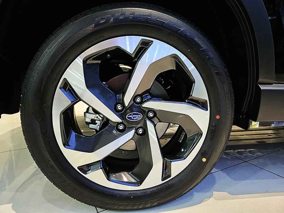 Trong tháng 4/2025, Subaru Việt Nam tiếp tục triển khai chương trình ưu đãi hấp dẫn dành cho mẫu xe Subaru Forester.2625394