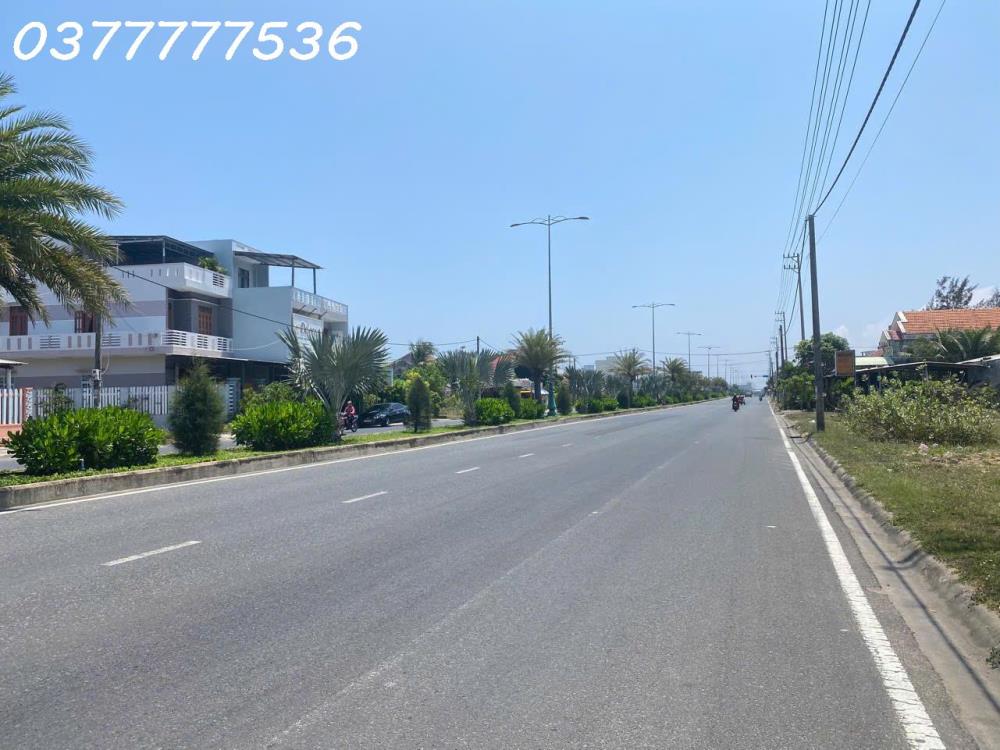 Bán đất thổ cư 2 mặt tiền trước sau 2176m2, Đại Lộ Hùng Vương, TX Đông Hòa, Phú Yên2404010