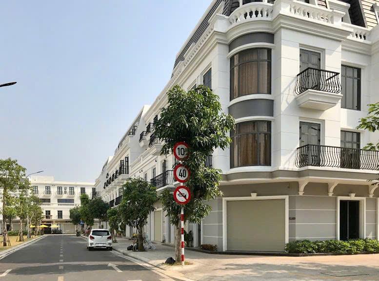 CHÍNH CHỦ CHO THUÊ NHÀ CĂN GÓC 2 MẶT TIỀN TẠI VINCOM TP TUYÊN QUANG2581489