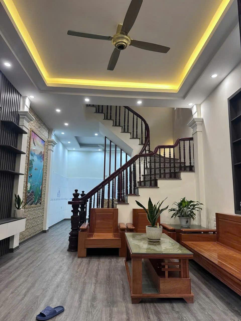 Bán nhà Ngọc Hồi, Thanh Trì, gần ô tô tránh 55 4 3.3 7.5 tỷ2520680