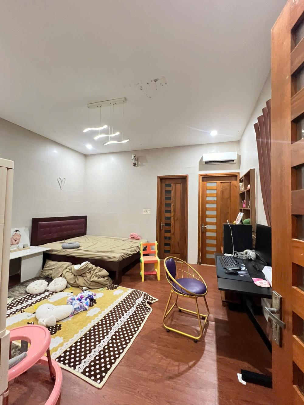 🏠 CHO THUÊ NHÀ 3 TẦNG MẶT TIỀN PHẠM VĂN ĐỒNG – TP HUẾ2614653