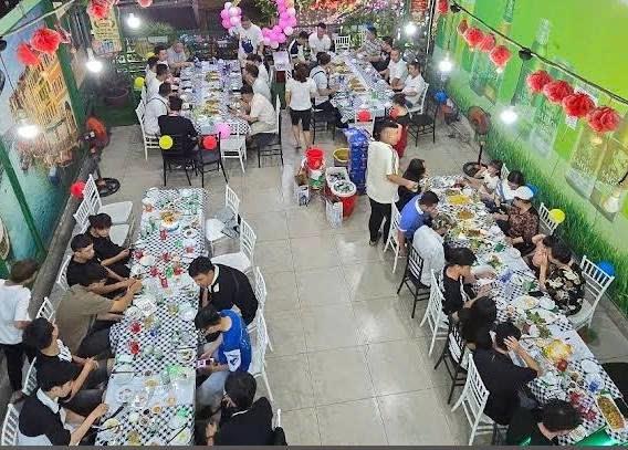 Do tình hình sức khỏe yếu chính chủ cần sang nhượng quán2528315