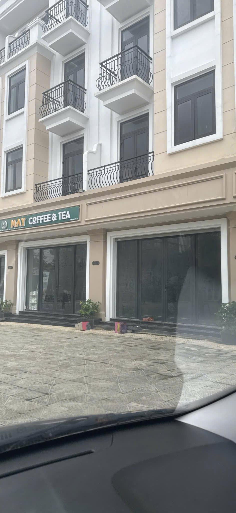 Chính chủ gửi bán căn 2 mặt tiền vị trí đẹp tại đường Đại Cồ Việt , TP.Đông Hà - Quảng Trị.2573726