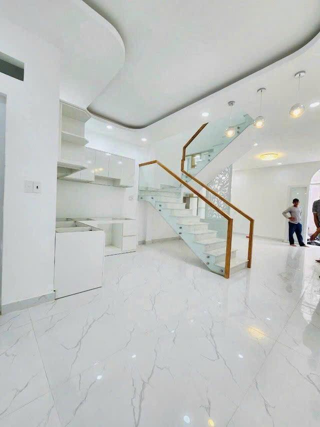 Bán gấp nhà giá mềm nhất quận 7: 4.55 tỷ - Huỳnh Tấn Phát- DT: 47m - 4.7 x10m - 2 Tầng- 3 PN - 2 WC- LH: 077 888 5818 chuyên BDS Sài Gòn2590953