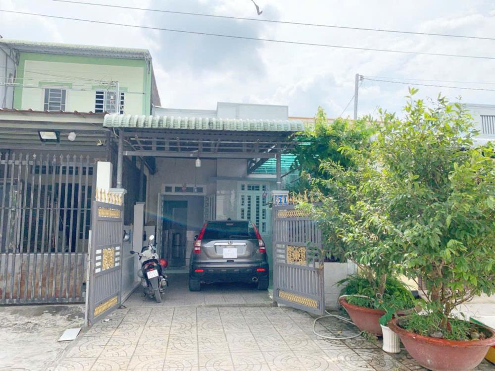 nhà 5,5 triệu 2 phòng ngủ có sân đậu ô tô2616681