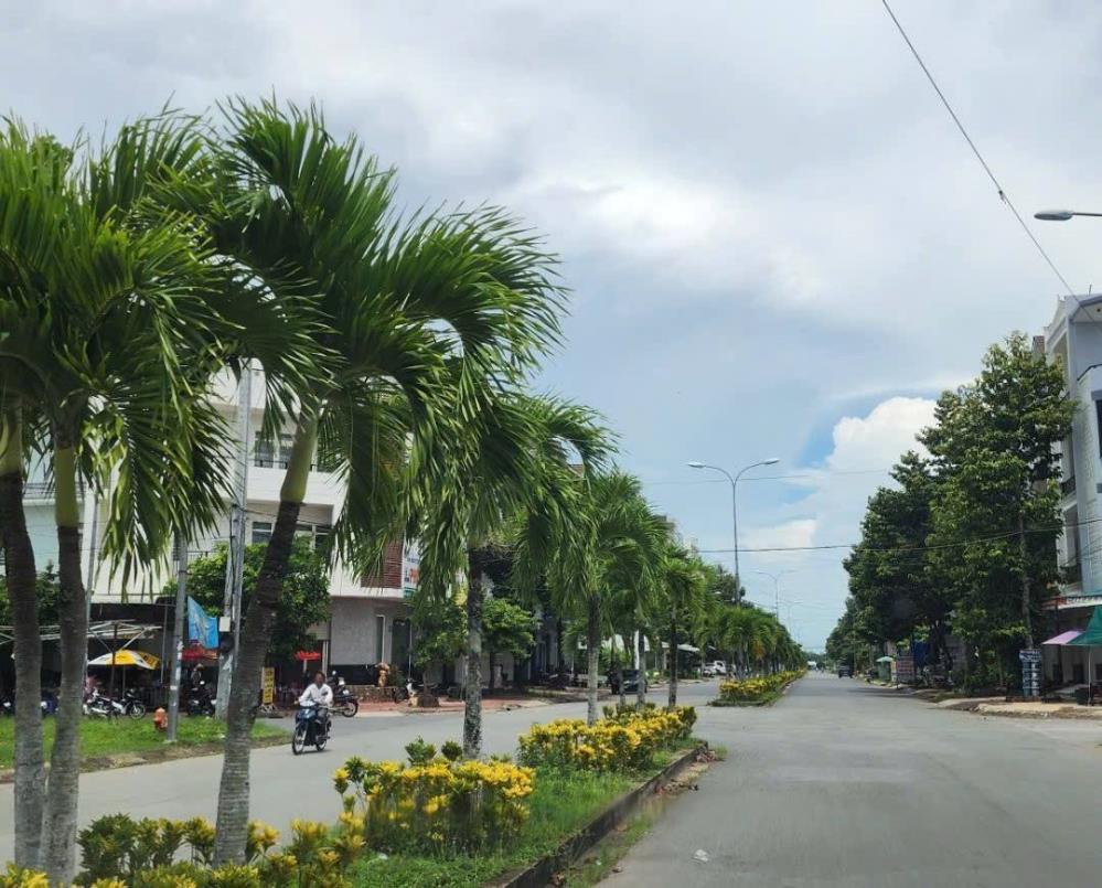 NHÀ 1 TRIỆT 3 LẦU CHO THUÊ HOẶC BÁN ĐƯỜNG BÙI QUANG TRINH TRỤC CHÍNH KDC PHÚ AN2576244