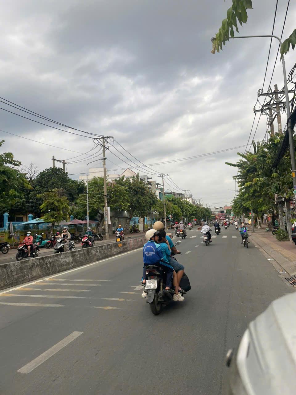 Bán nhà mặt phố 24 tỷ, 376m2, Phan Văn Hớn, Tân Thới Nhất, Q12, HCM,2519940