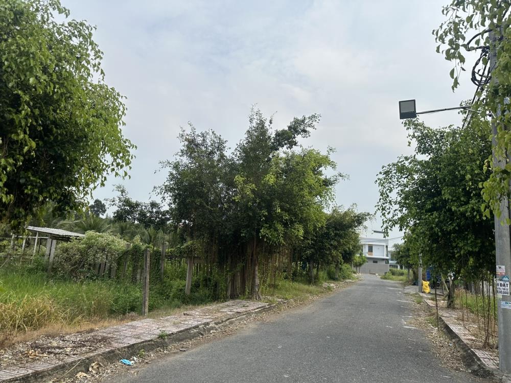 Kẹt tiền bán gấp đất thành phố Mỹ Tho full thổ cư 100m2 (5x21)m.2512101