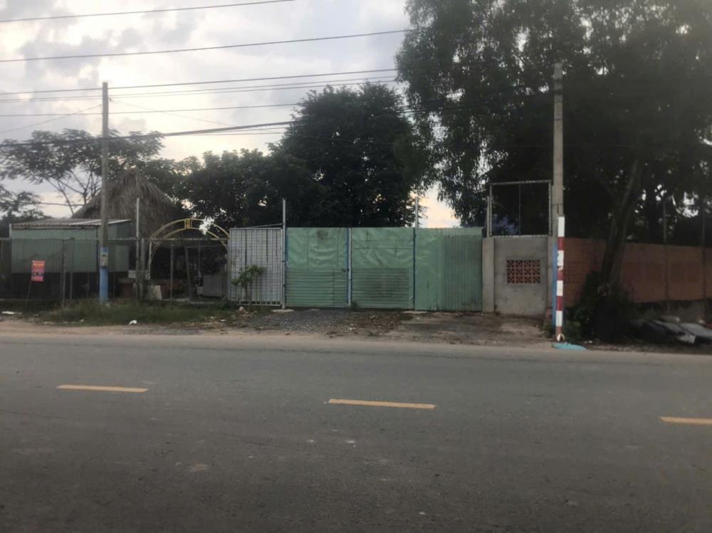 Đất nền có vị trí thuận lợi, diện tích 400 - 800m², giá 21,5 triệu VND (2 sổ liền kề), có thương lượng.2442176
