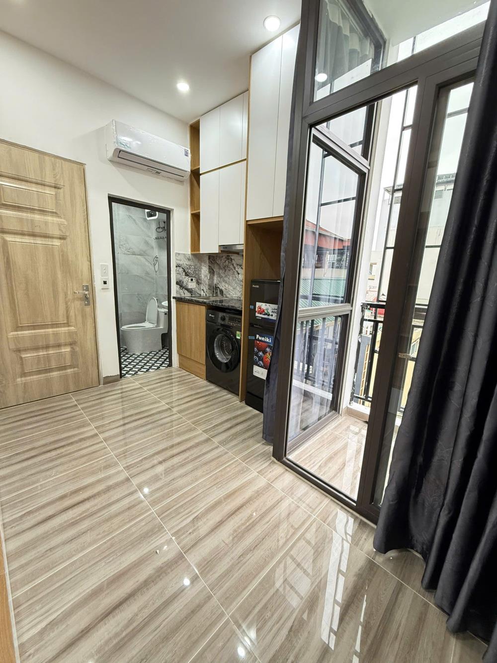 (Hiếm) Phòng Studio - Gác xép mới khai trương tại ngõ 164 Đê La Thành (nhỏ) - Có máy giặt riêng2591031