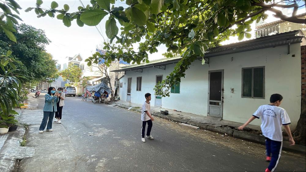 Căn góc dãy nhà trọ 3 phòng, Phường Phước Long TP Nha Trang, đường nhựa 12m, giá chỉ 2,3 tỷ. Không thể rẻ hơn2610718