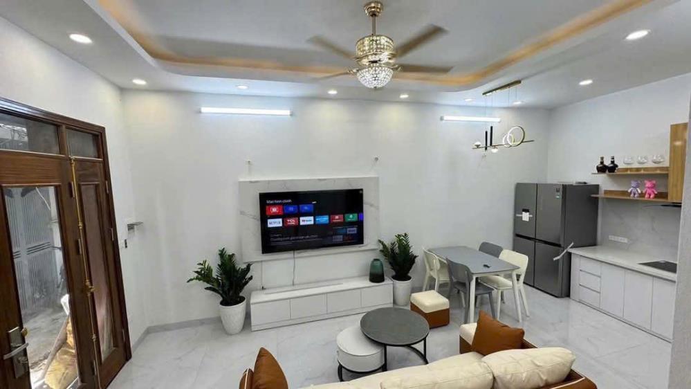 Cho thuê nhà Ngõ An Sơn, Đại La, Hai Bà Trưng, 4 tầng, 40m2, 4 ngủ, 14 Triệu2540183