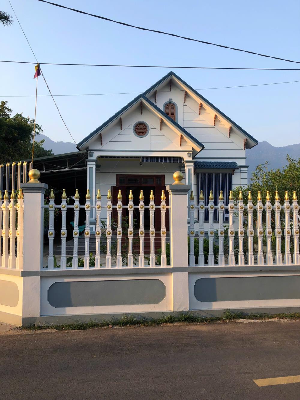 CHÍNH CHỦ CẦN BÁN NHÀ TẠI KHU THANH BÌNH – THỊ TRẤN HÀNG TRẠM – YÊN THỦY – HÒA BÌNH2390362