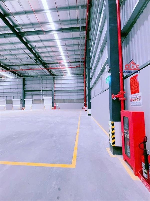XT005 Kho lưu trữ, vận hành logistic, vị trí thuận lợi, sân bãi rộng cont chờ xuất nhập2399493