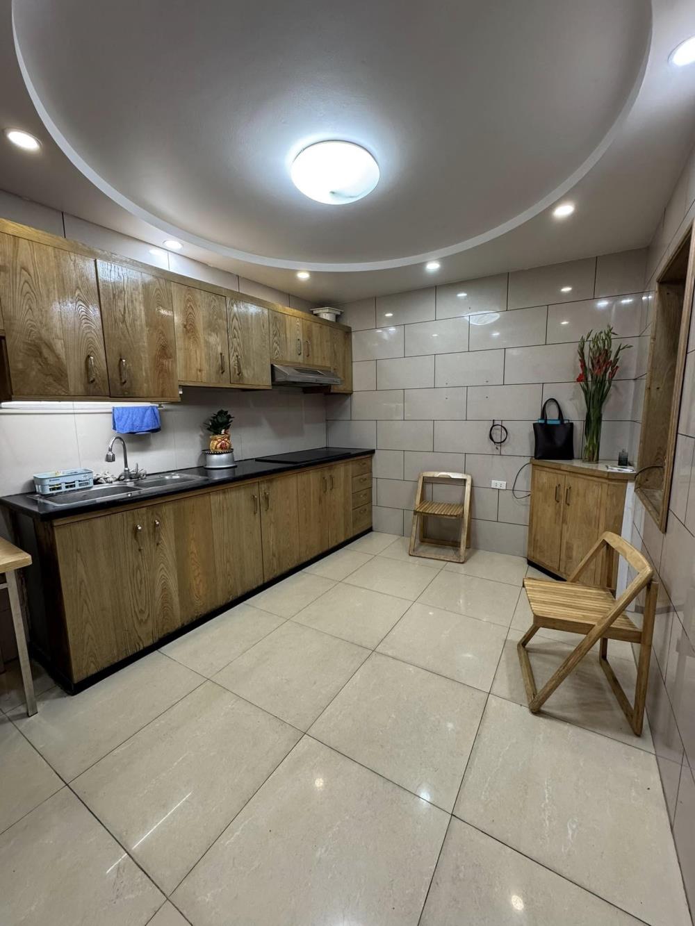 Cho thuê nhà ở hộ GĐ Nguyễn Công Trứ, Hai Bà Trưng 4 tầng x 25m2, 2 ngủ, 3 WC, 8 Triệu2554663