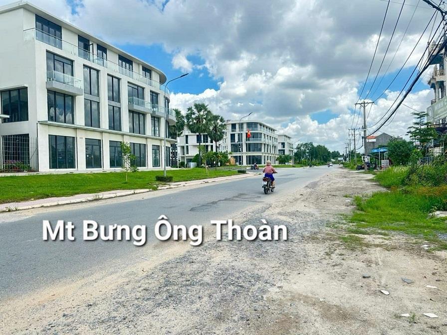 Siêu rẻ ! Đất mặt tiền kinh doanh đường Bưng Ông Thoàn gần đường Liên Phường2402403
