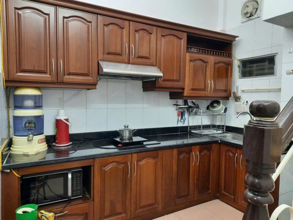 Cho thuê nhà ngõ 46 Phố Hào Nam, Đống Đa. 4 tầng x 28m2, 2 ngủ, 2 WC, 11 Triệu2589224