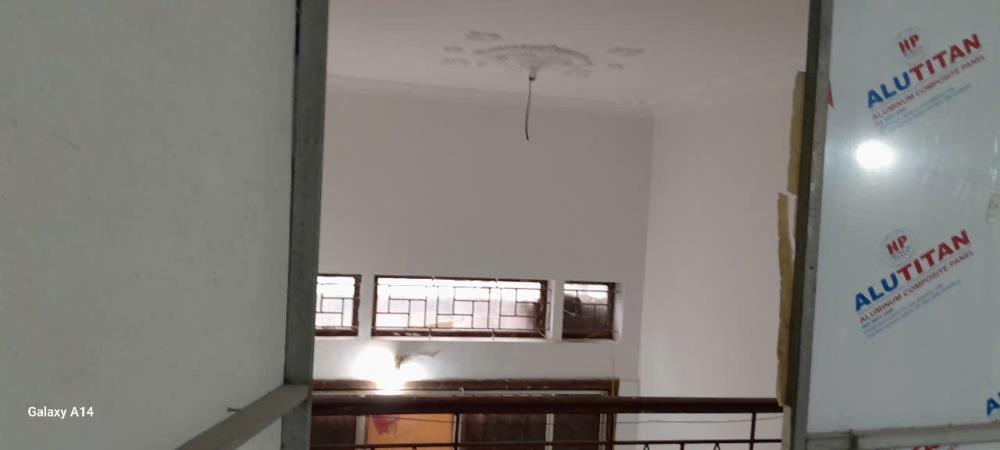 Cho thuê nhà Phố Lương Khánh Thiện 40m2 x 1.5 tầng, 6.5tr ở gia đình, nhóm 6 sinh viên2404991