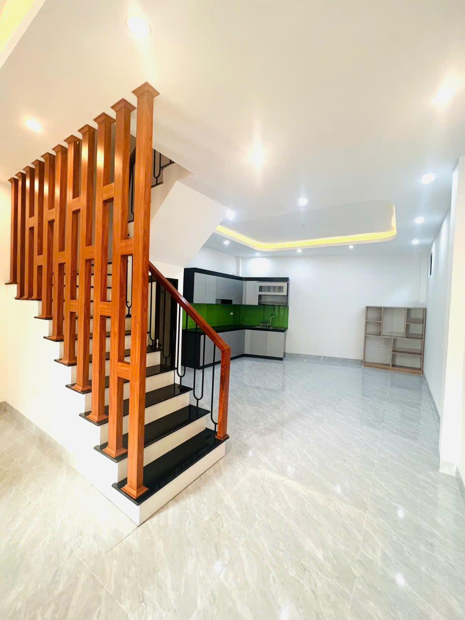 Bán nhà gần ô tô tránh, Diện tích 36m2*4 tầng, Tứ Hiệp, Thanh Trì, HN, Giá bán 4,x tỷ.2368649