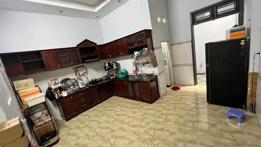 Bán gấp nhà riêng 4PN, 5WC, giá tốt tại Trường Chinh, Tân Hưng Thuận, Q12, HCM2413689