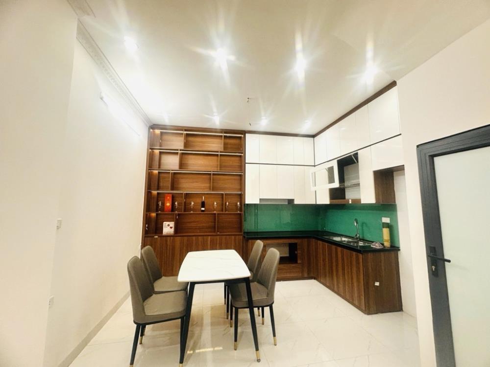 NHÀ - MINH KHAI - 35M² - 4 TẦNG - HƠN 5 TỶ NGÕ RỘNG - THÔNG CÁC NGẢ - CHỦ TẶNG LẠI TOÀN BỘ NỘI THẤT2357050