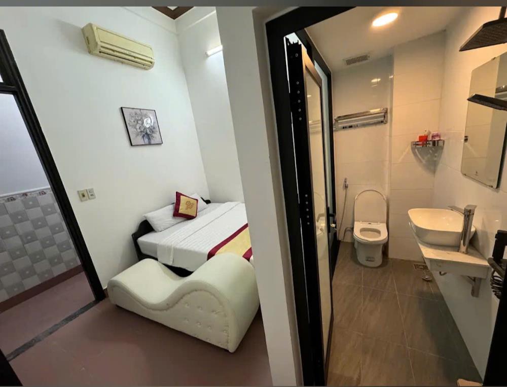 CHO THUÊ KHÁCH SẠN 4 TẦNG PHƯỜNG TRƯỜNG AN. CÓ 14 PHÒNG2394834