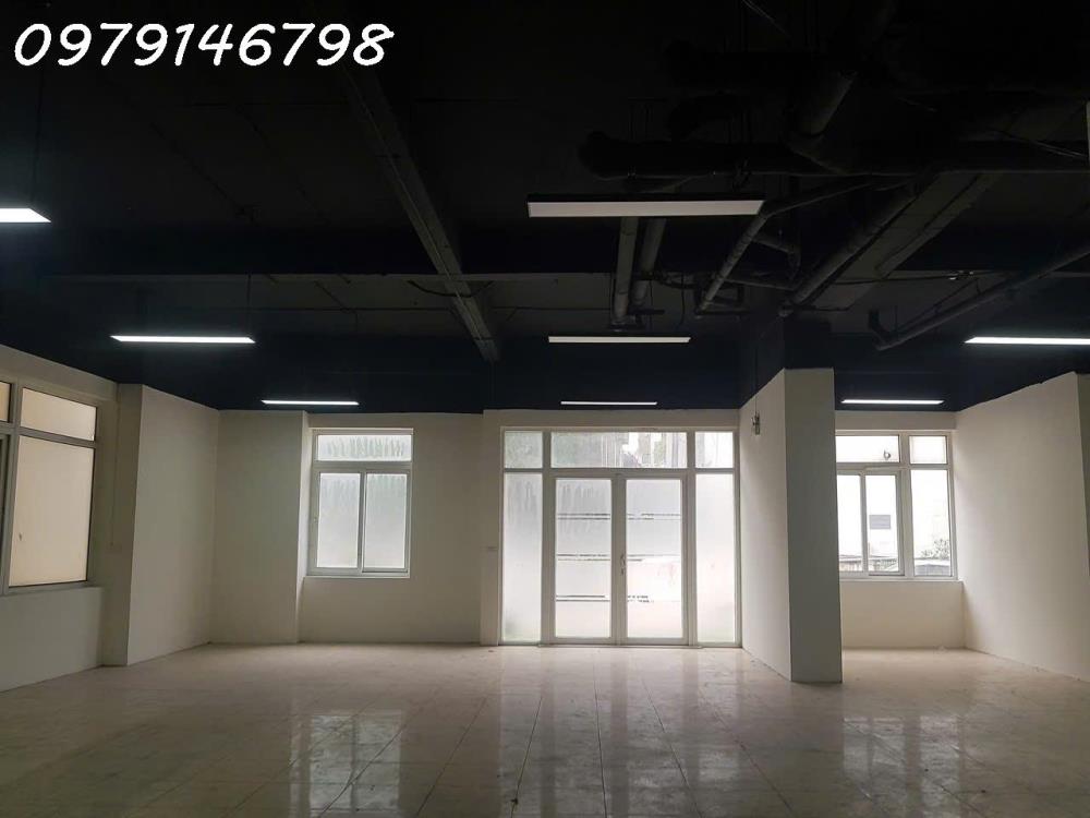 Cần bán gấp sàn thương mại 600 m2 tại tầng 1 tòa nhà Unimax, số 210 Quang Trung, Hà Đông, Hà Nội. Liên hệ:  09791467982432180