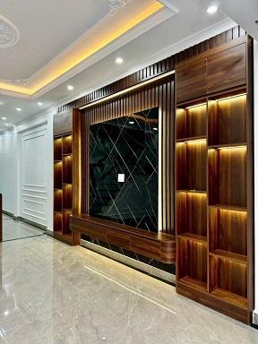 CầnBán dãy 3 căn đã 1 căn còn 2 căn duy nhấtngay Cầu Niệm, cách bệnh viện vài bước Kiến An2563576