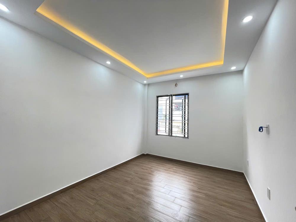 Nhà mới đẹp không có nhà đối nhà tại Chợ Hoa Đằng HẢi Hải An2609988