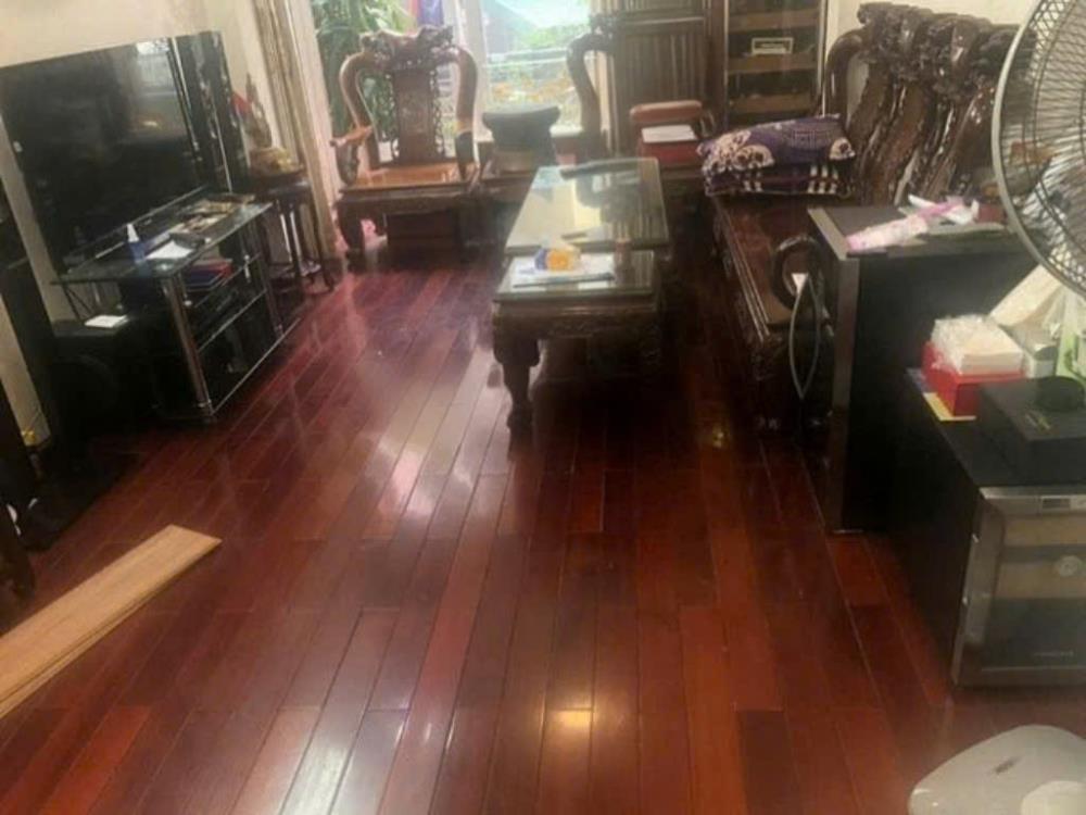 Cho thuê nhà ngõ ô tô đỗ cửa Kim Giang, 6 tầng x 40m2, 4 phòng, 15 Triệu ( đóng 2 cọc 1)2590414