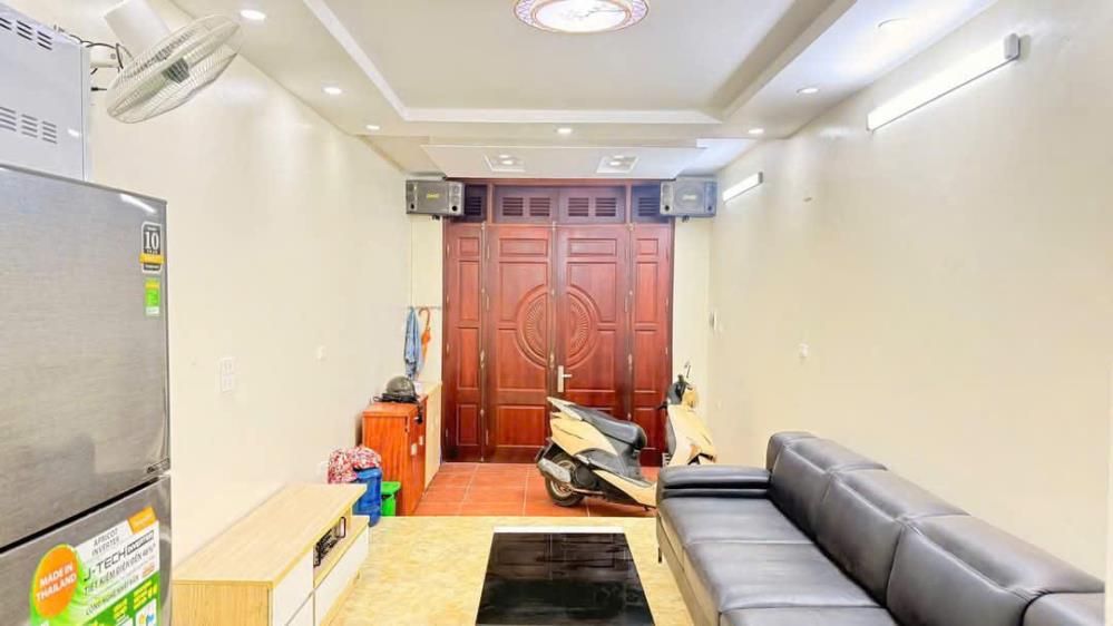 Bán nhà 33m2 5 tầng trung tâm Mỹ Đình ô tô đỗ cửa giá nhỉnh 7 tỷ2631982