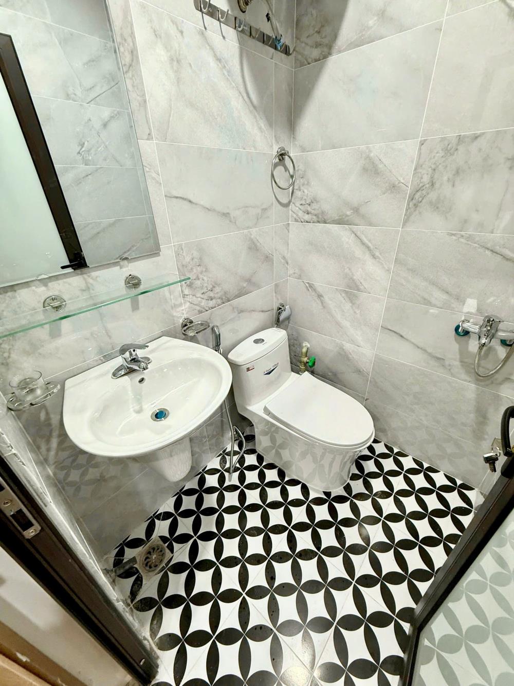 (Hiếm) Phòng Studio - Gác xép mới khai trương tại ngõ 164 Đê La Thành (nhỏ) - Có máy giặt riêng2591034