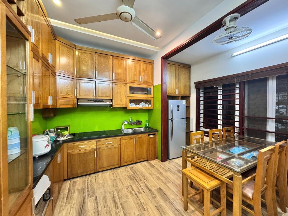 Cho thuê căn hộ chung cư 54 Phố Trung Hoà Nhân Chính, 86m2, 2 ngủ, 1 WC, 15 Triệu2497015